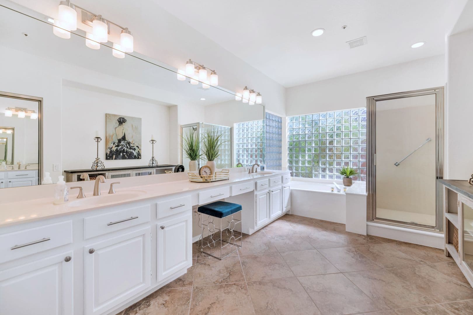 Scottsdale House: 9080 E. Hillery Dr