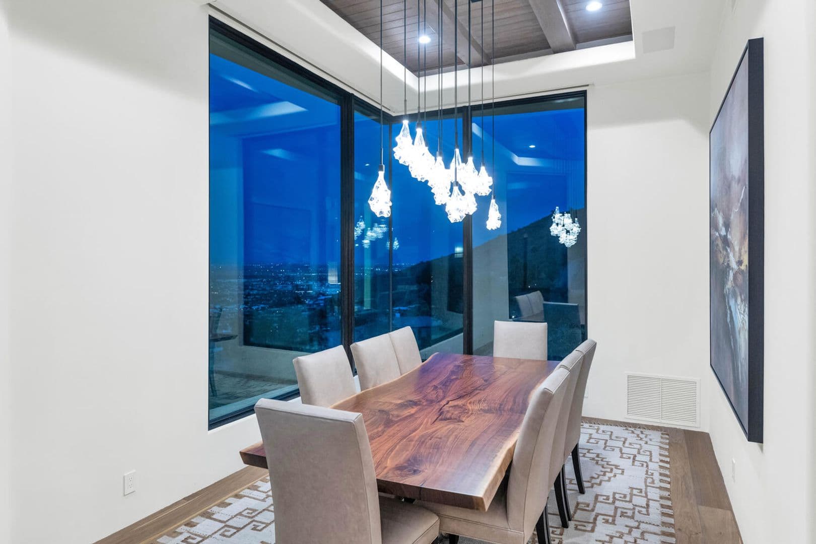 Paradise Valley House: 5810 E Cholla Ln
