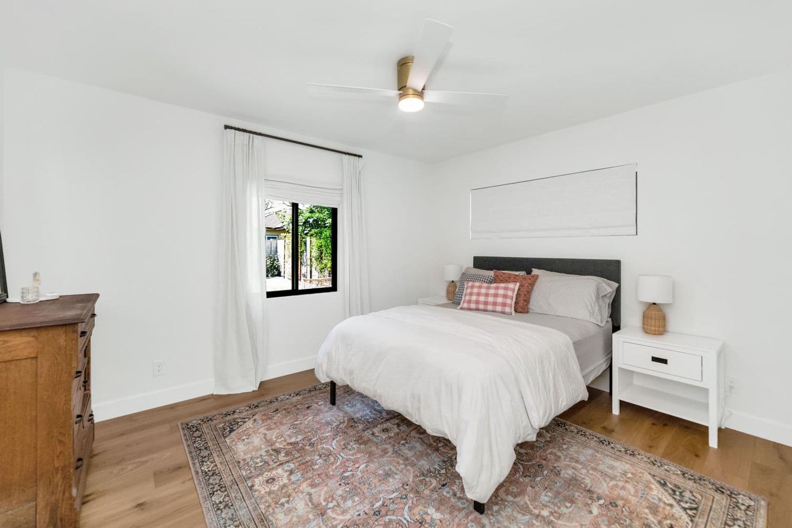 Tempe House: 103 W. Palmcroft Dr