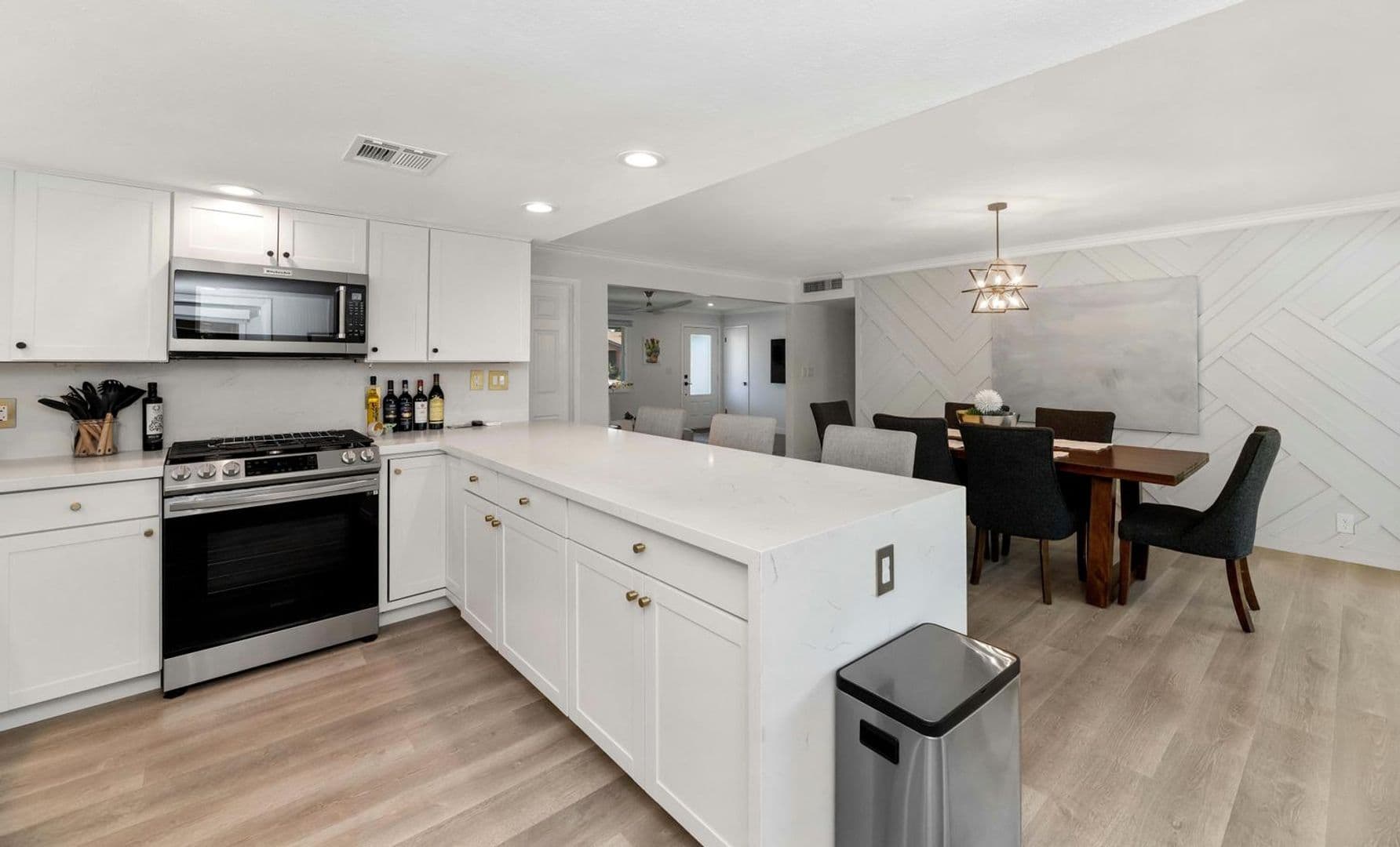 Scottsdale House: 8225 E. Jackrabbit Rd