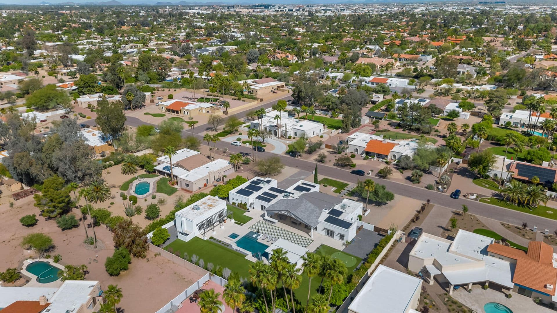 Scottsdale House: 8313 E. Carol Way