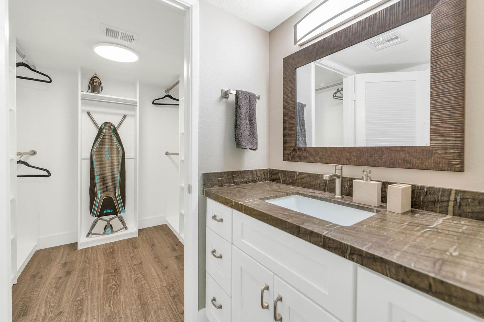 Scottsdale House: 7948 E Vista Dr