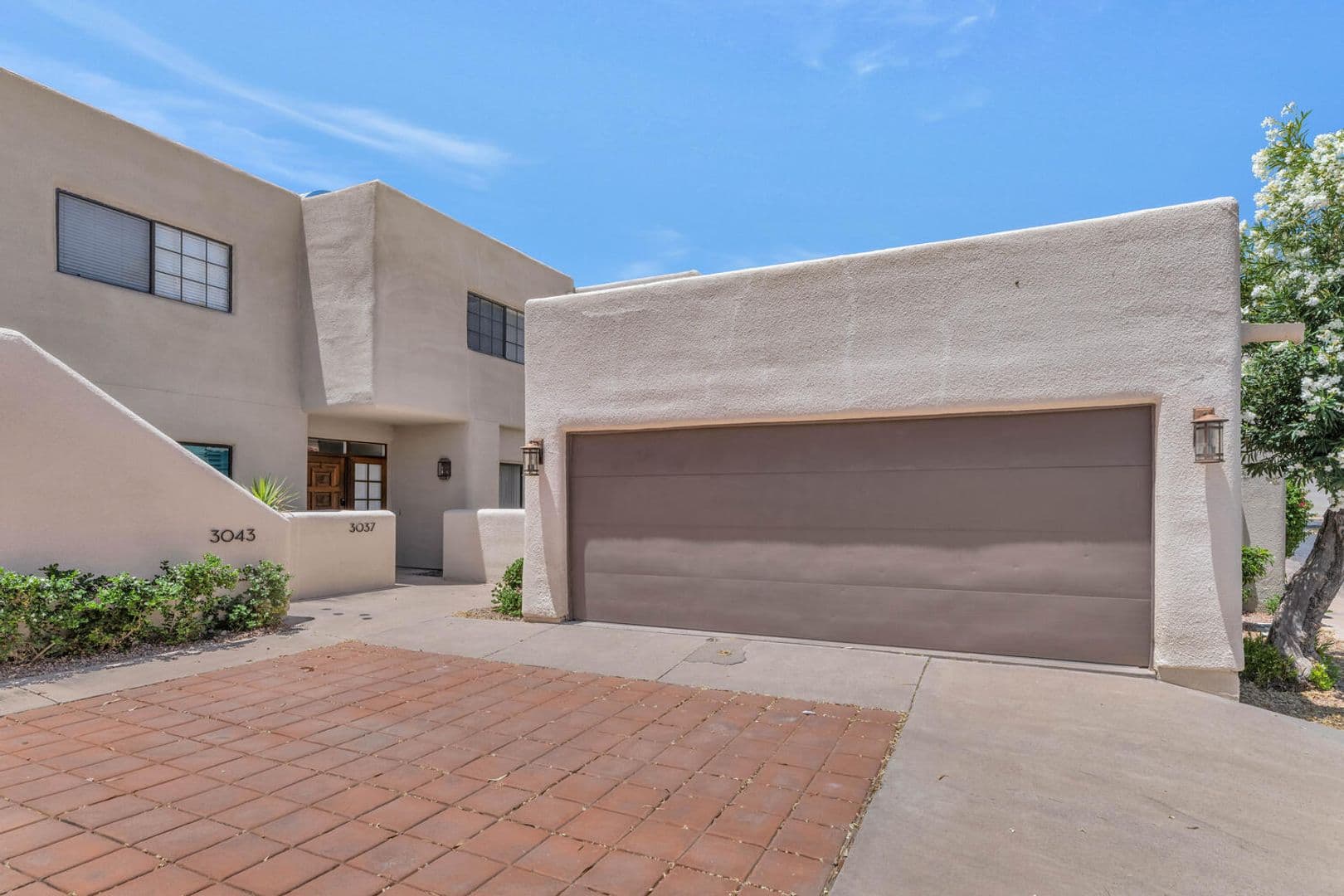Phoenix House: 3037 E. Rose Lane