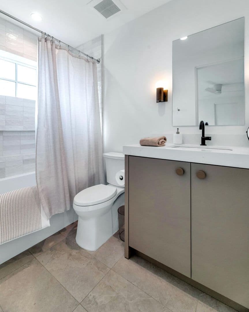 Scottsdale House: 6039 E. Calle Camelia