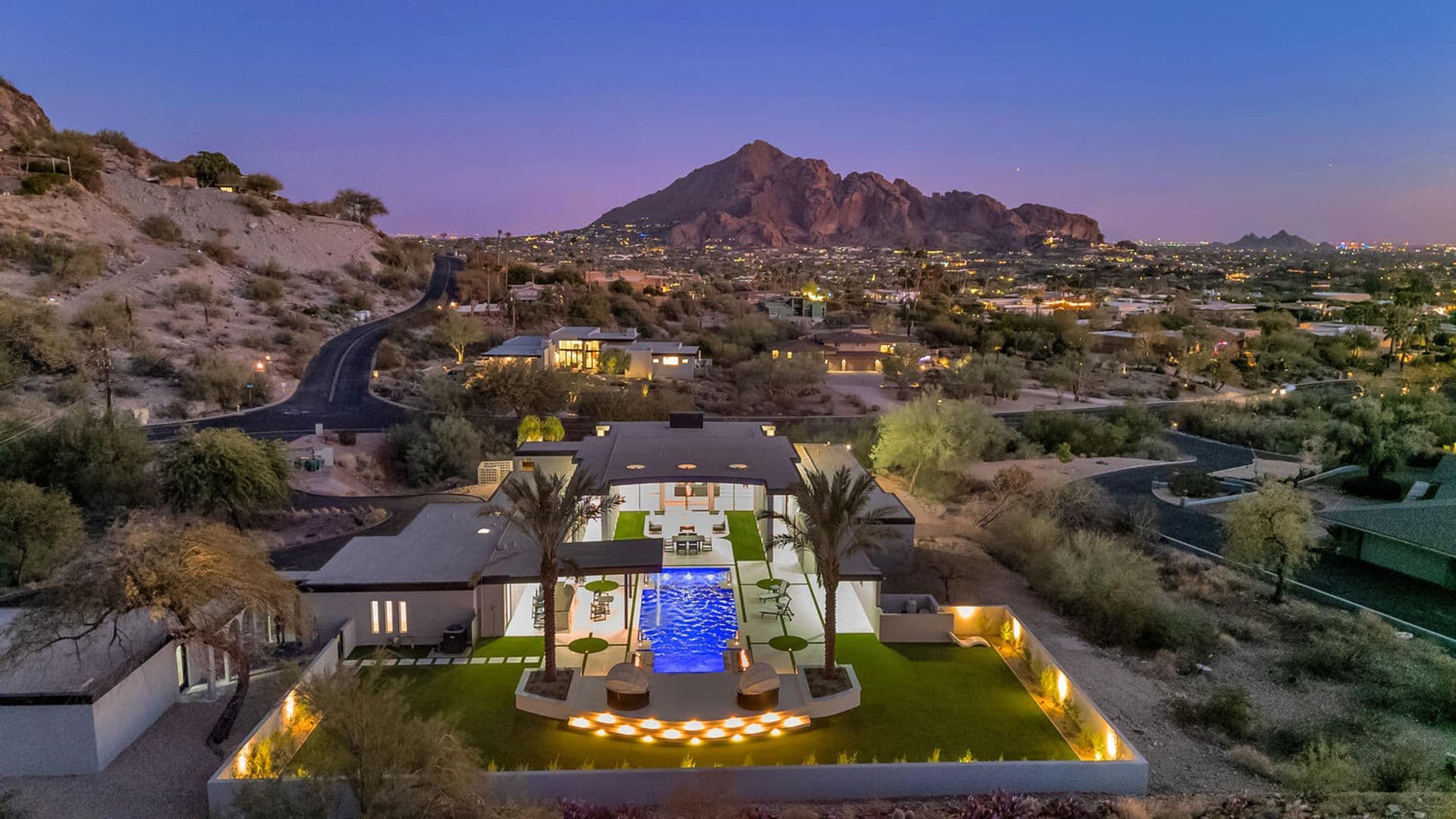 Paradise Valley House: 6664 N. 40th St