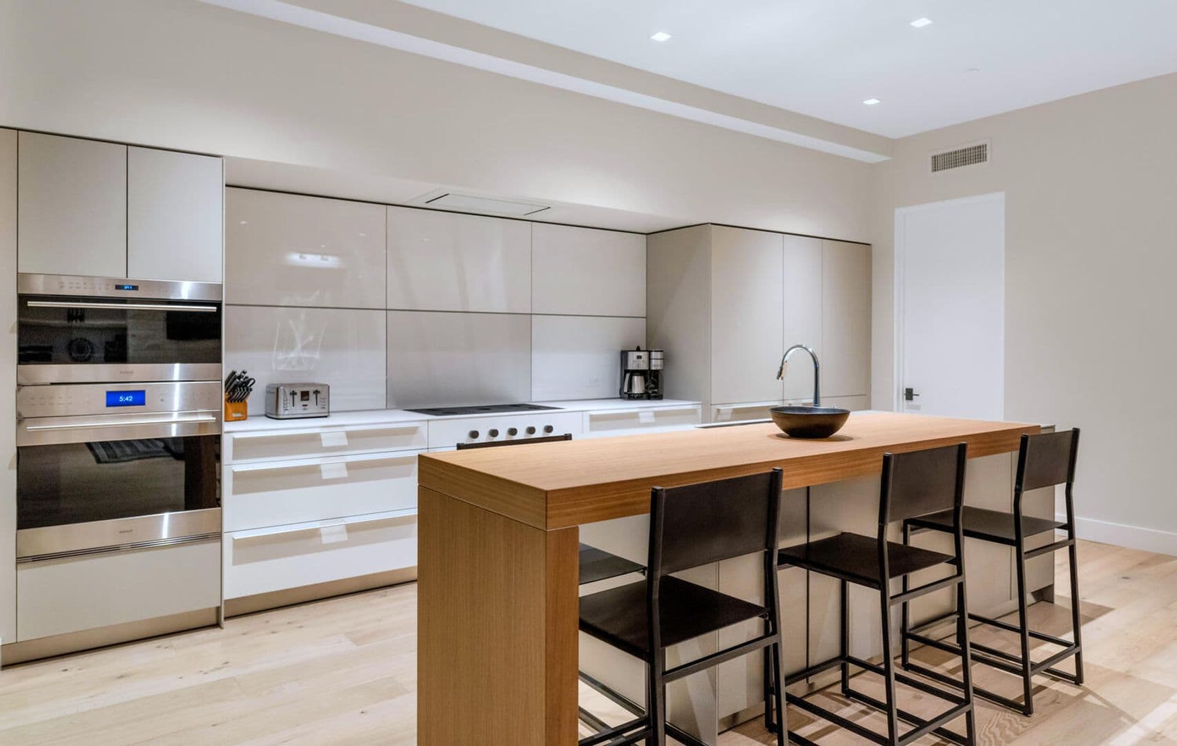 Scottsdale House: 6331 E Phoenician Blvd #1