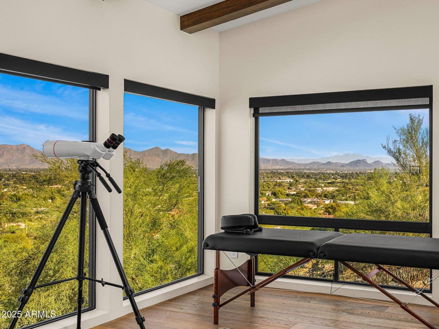 Paradise Valley House: 6331 E. Hummingbird Lane