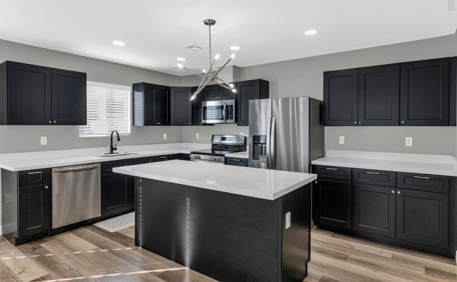 Phoenix House: 2509 E. Broadway Rd #4