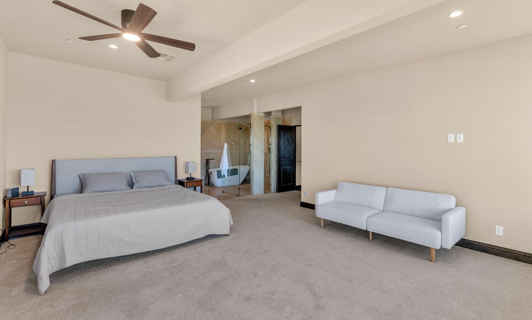 Paradise Valley House: 5800 E. Glen Dr