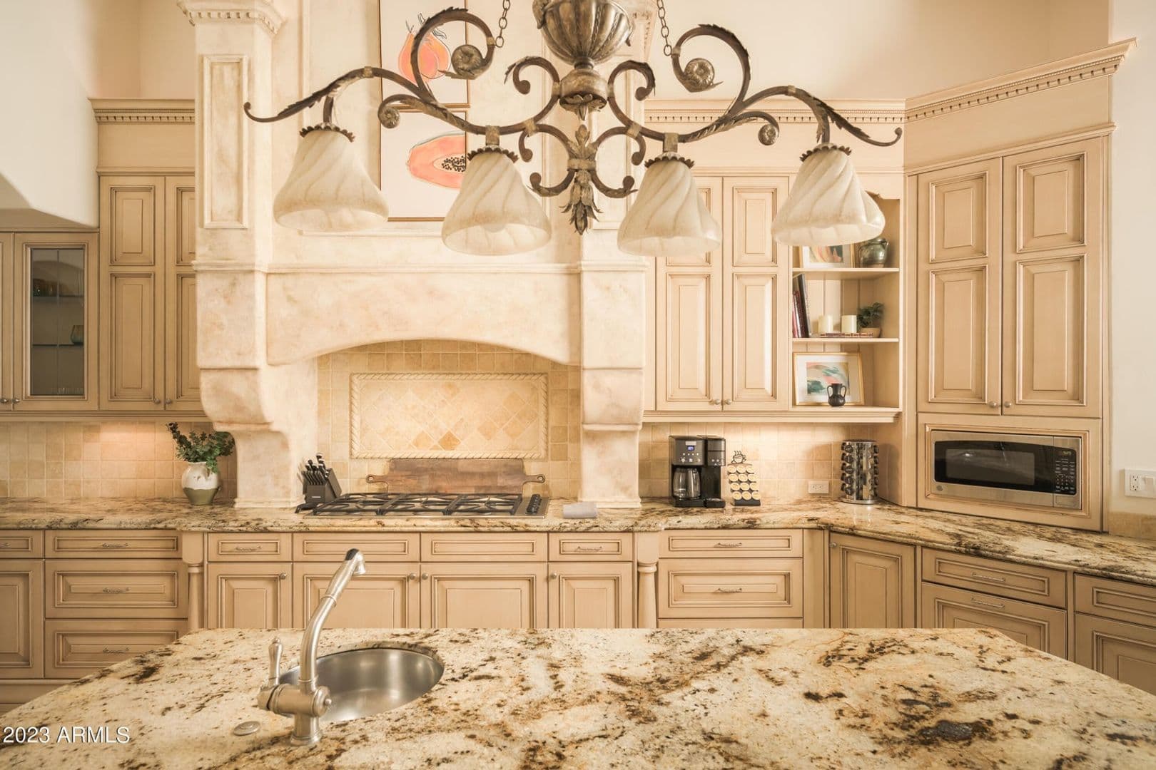 Paradise Valley House: 9215 N. Invergordon Rd