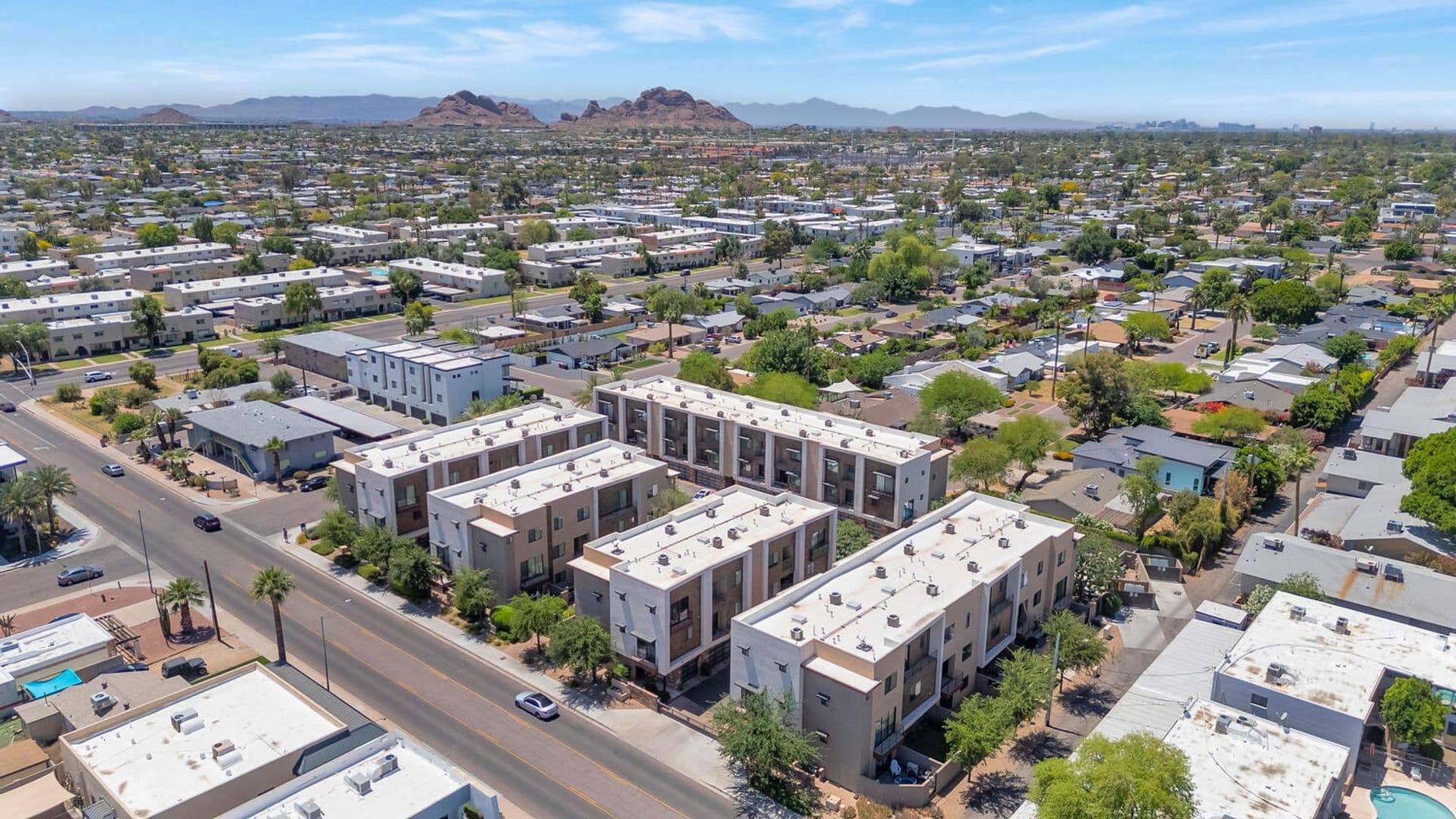 Scottsdale House: 6990 E. 6th St #1007