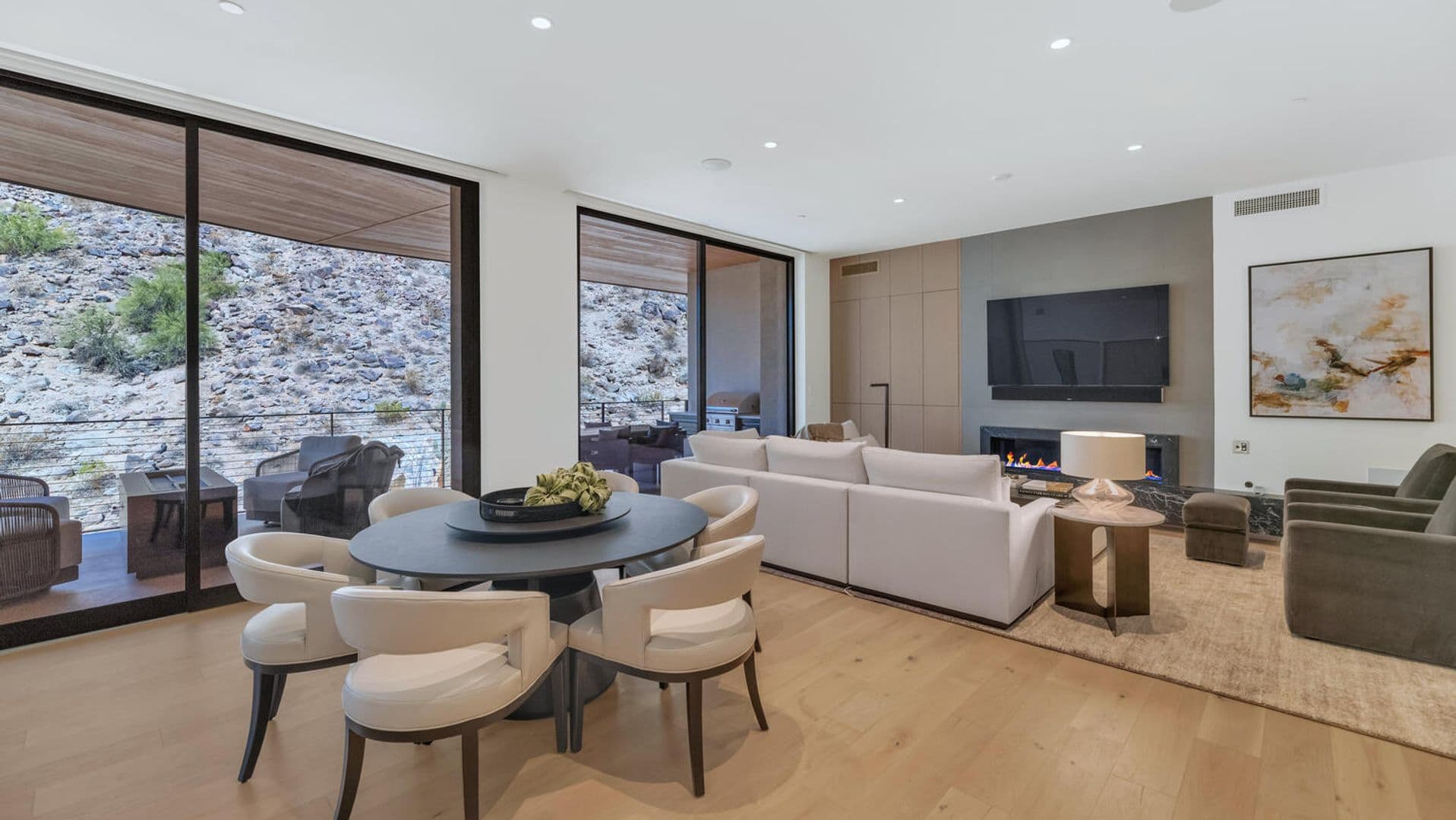 Scottsdale House: 5000 N Camelback Ridge Rd #407