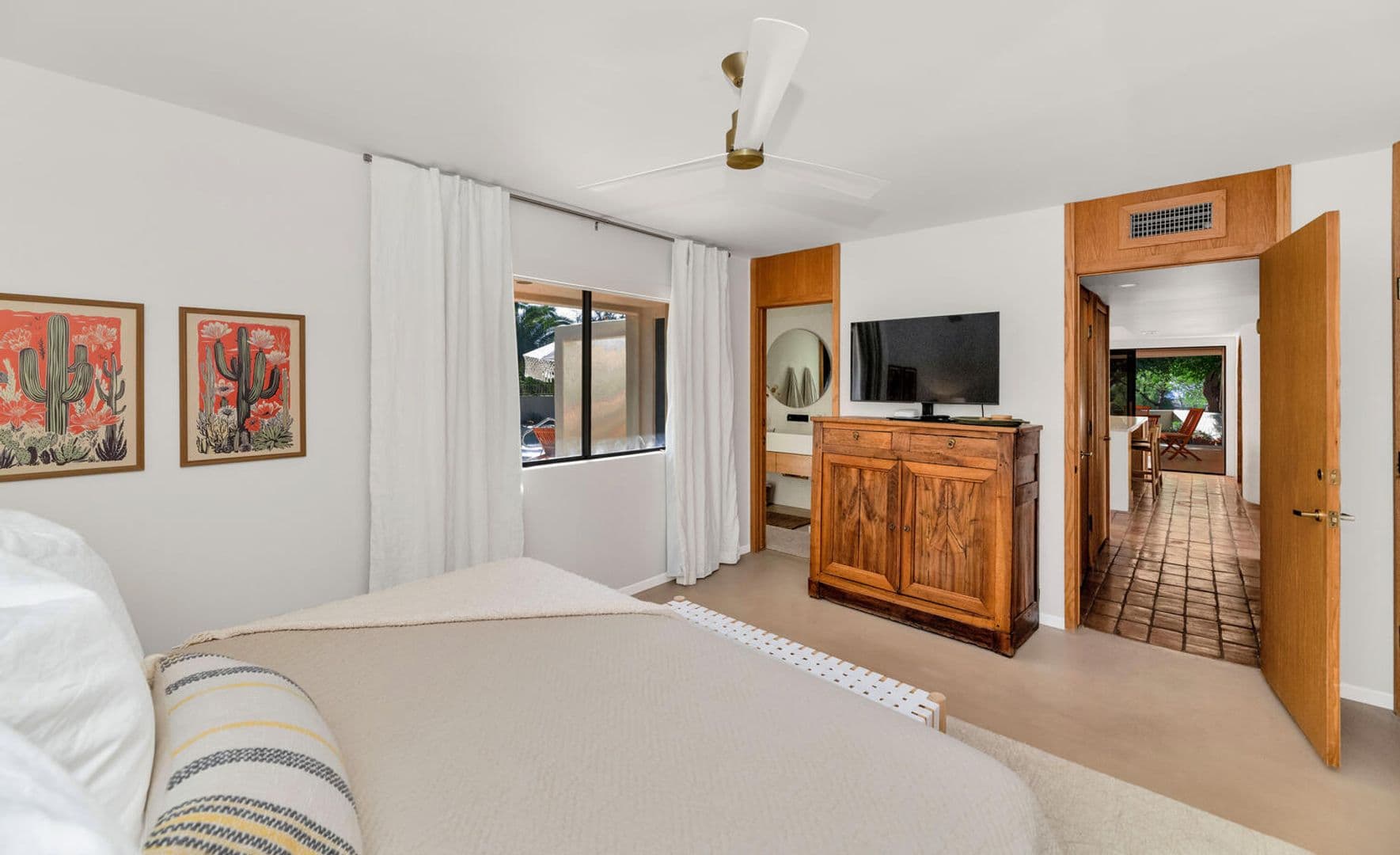 Scottsdale House: 9447 E. Calle De Valle Dr.