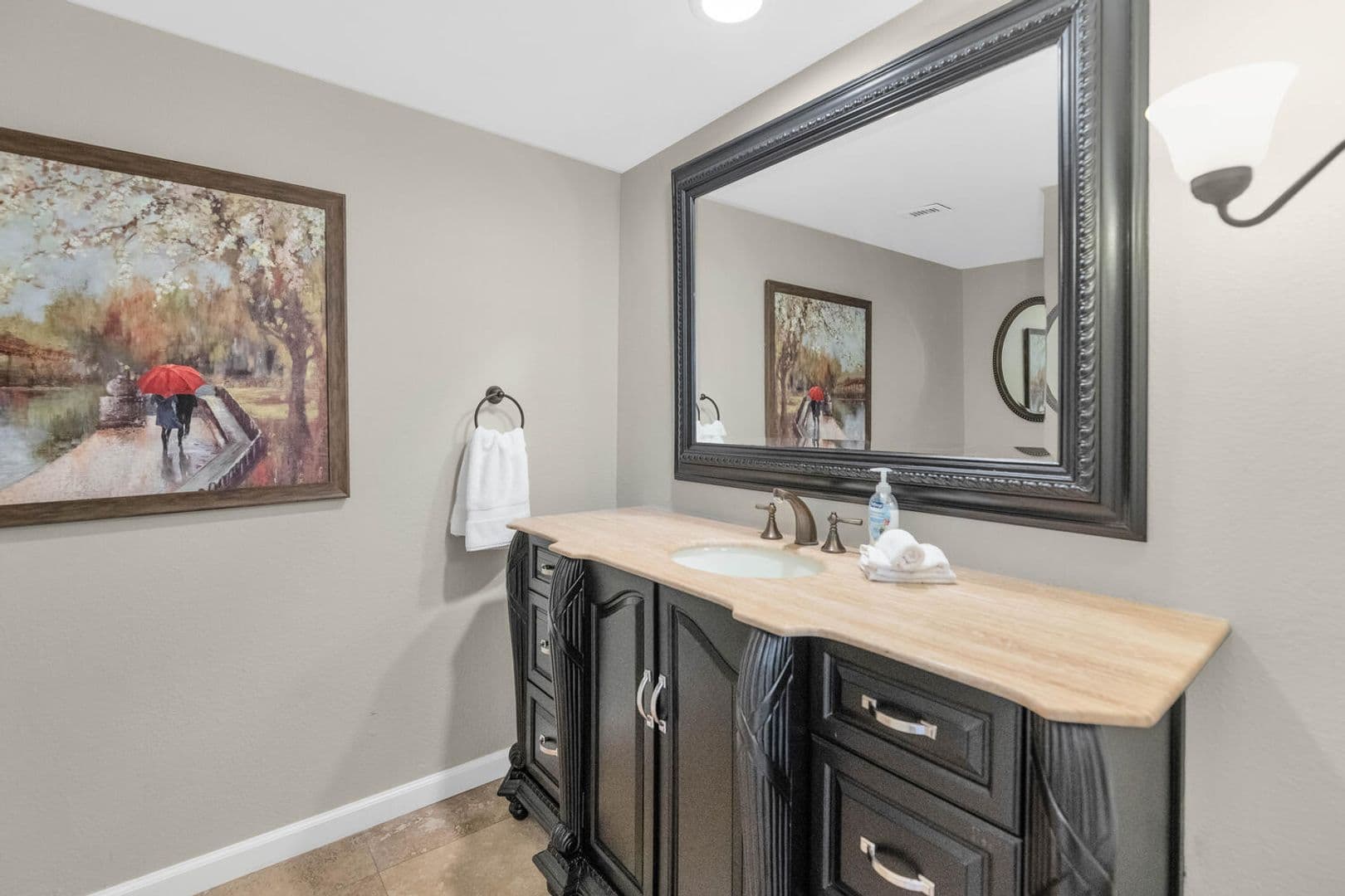 Scottsdale House: 7740 E Camelback Rd