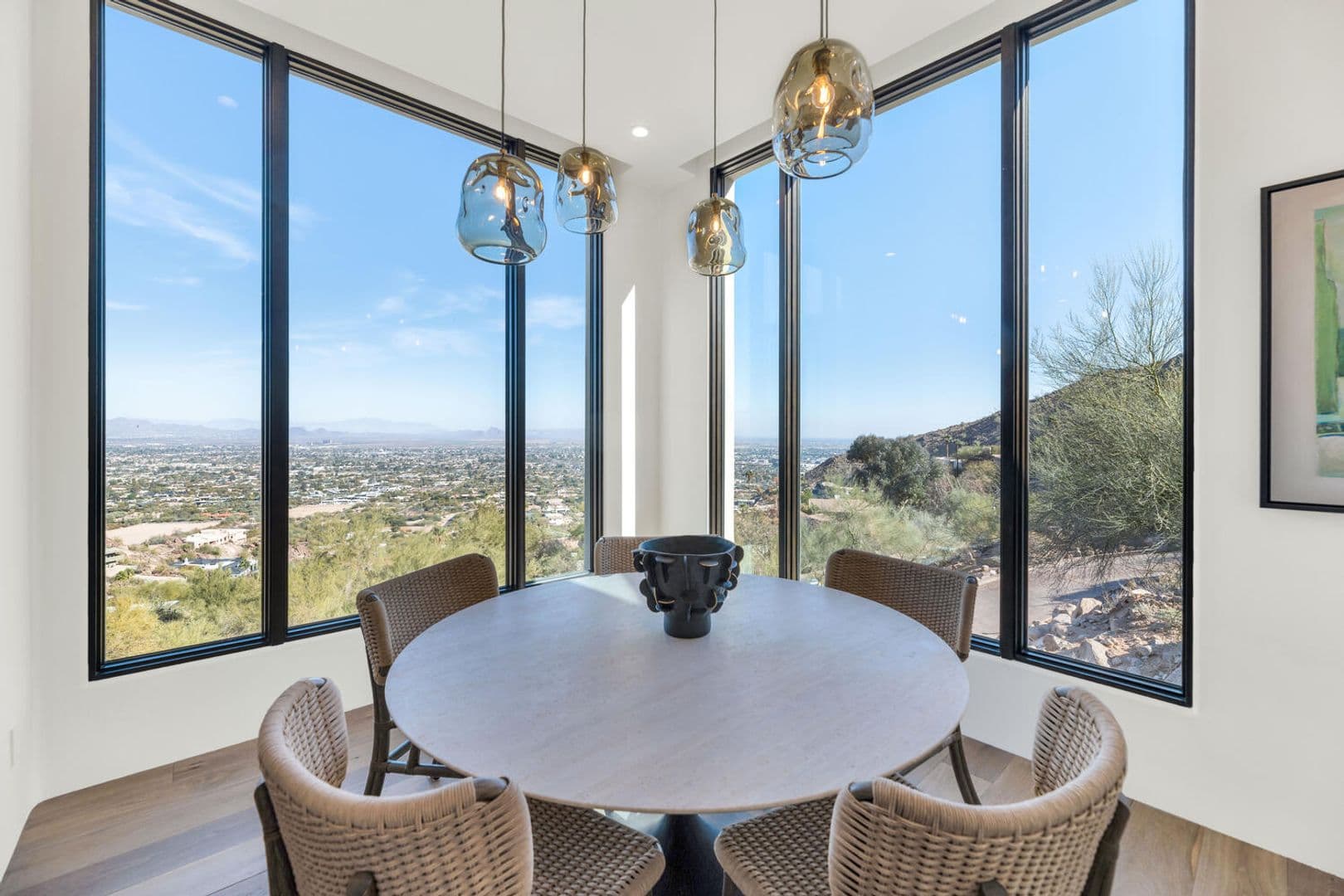 Paradise Valley House: 5810 E Cholla Ln
