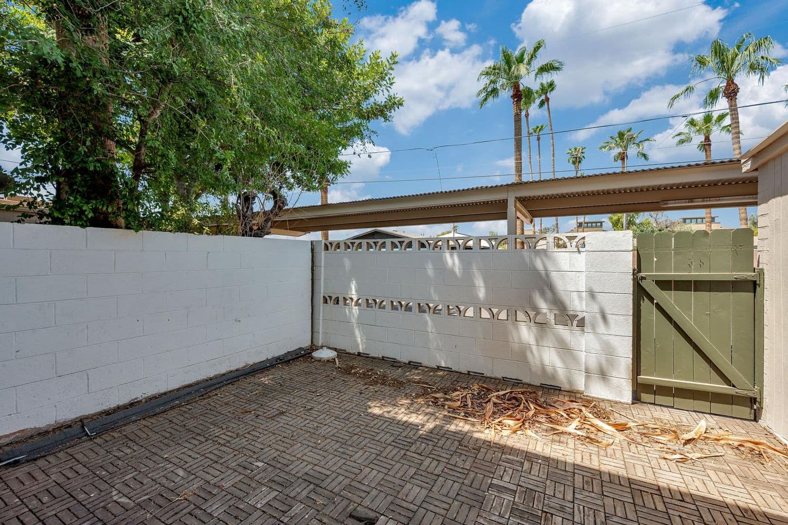 Phoenix House: 6030 N. 15th St