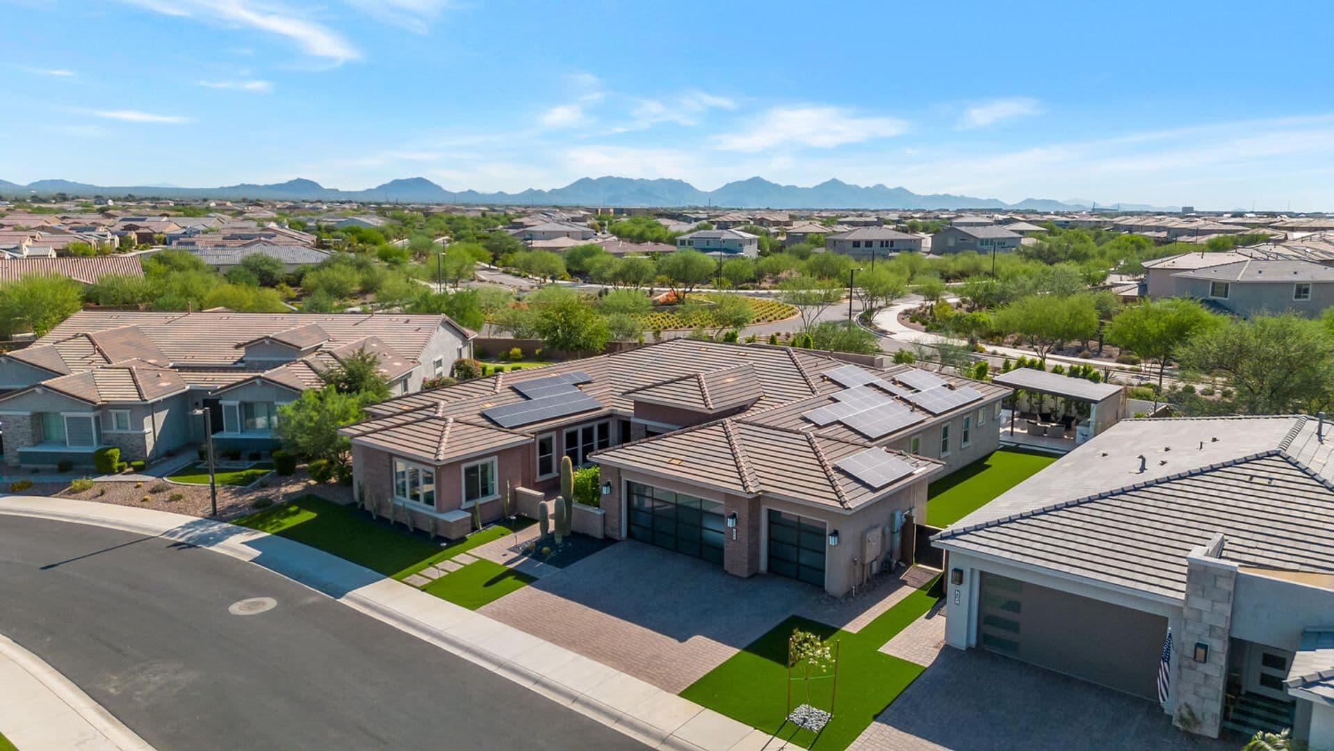 Phoenix House: 2855 E. Los Gatos