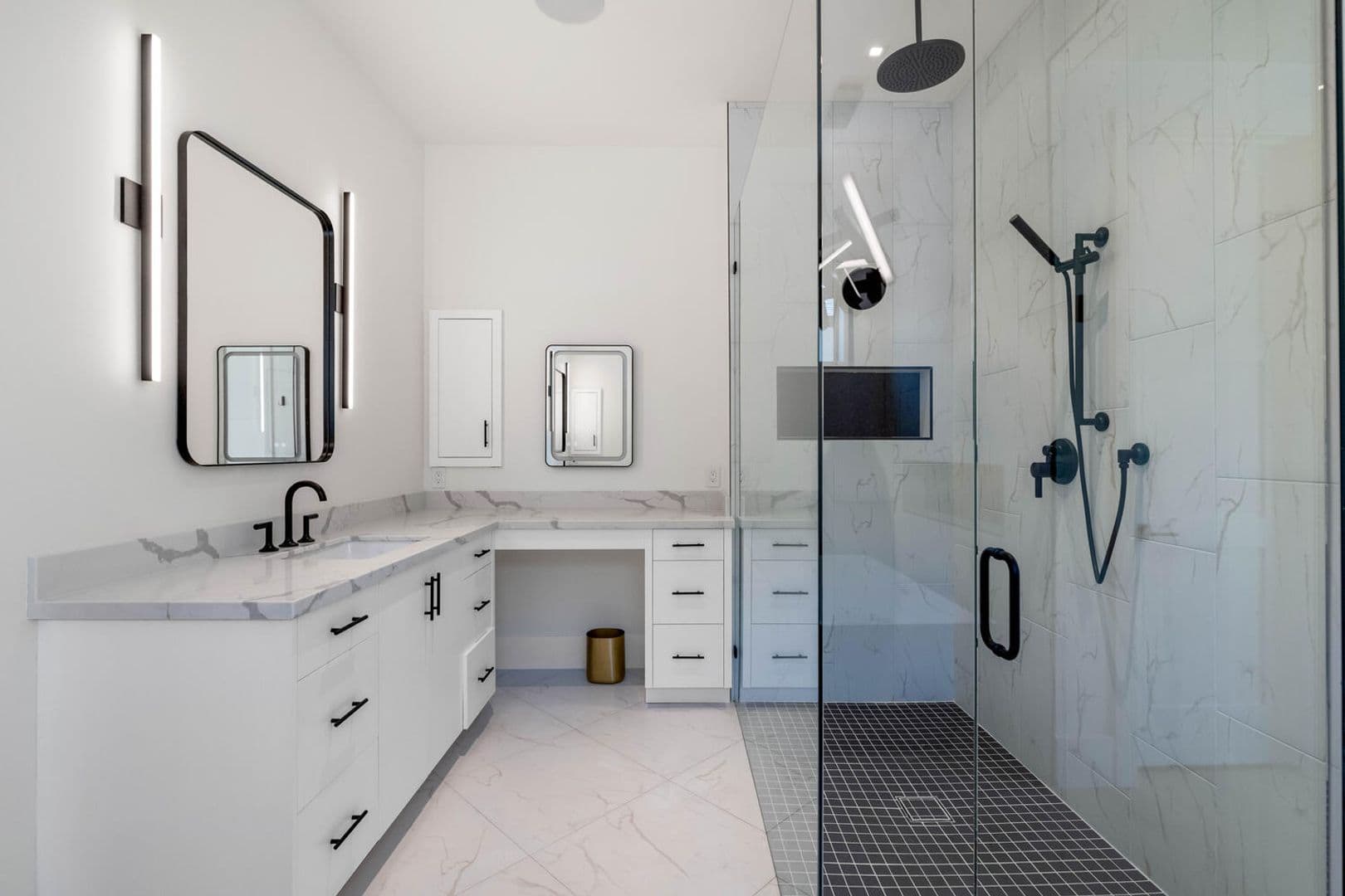 Phoenix House: 4216 E Hazelwood St