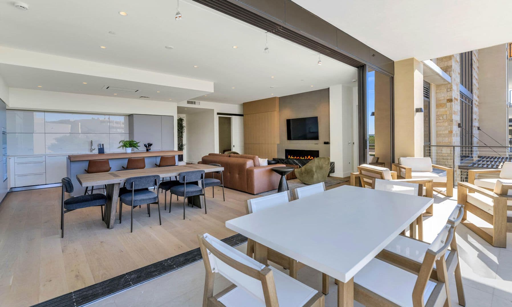 Scottsdale House: 4849 N Camelback Ridge Rd #B203