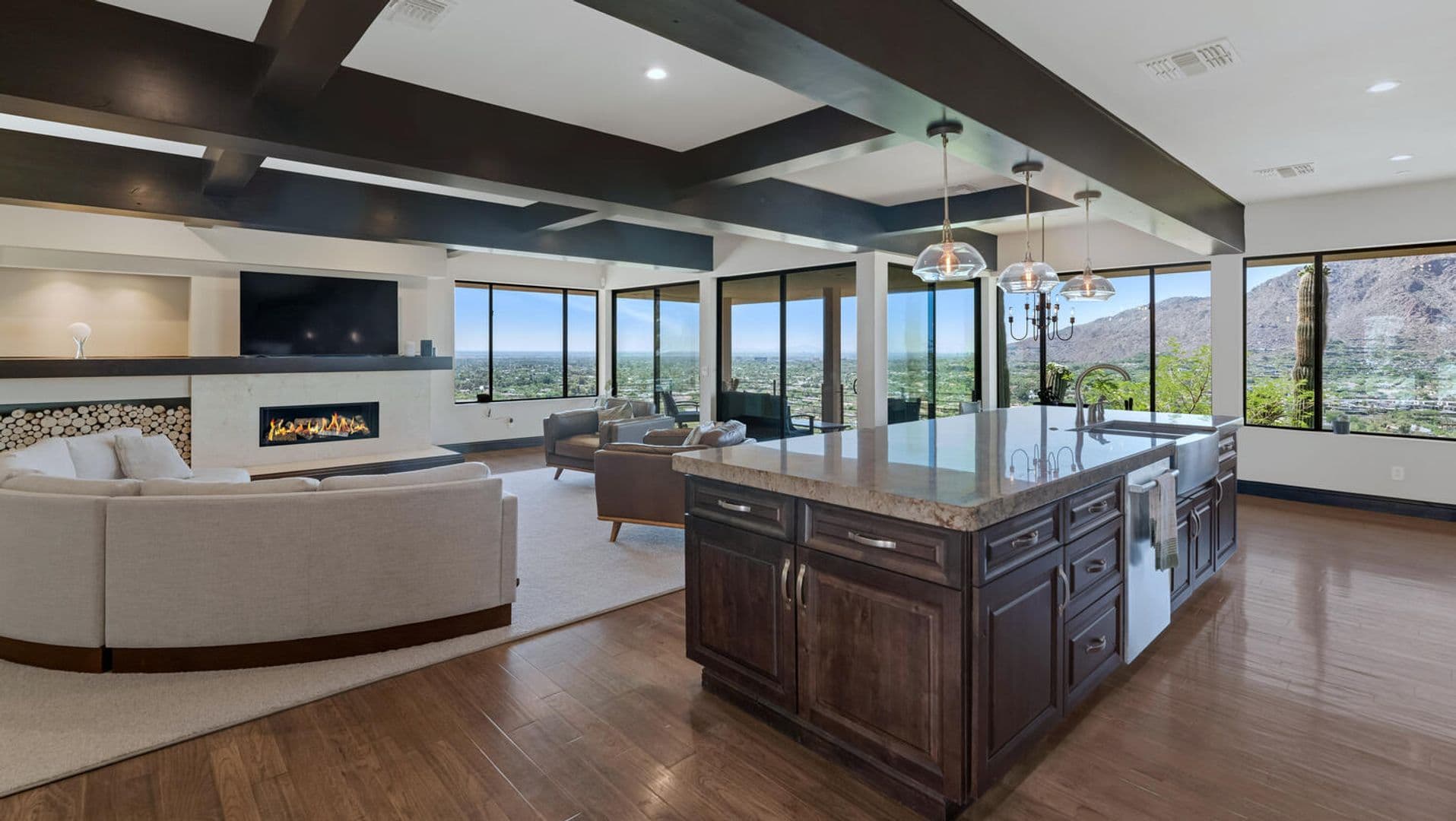 Paradise Valley House: 5800 E. Glen Dr