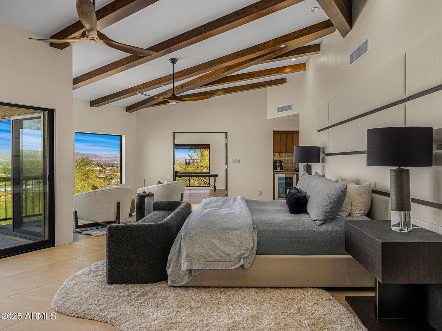Paradise Valley House: 6331 E. Hummingbird Lane