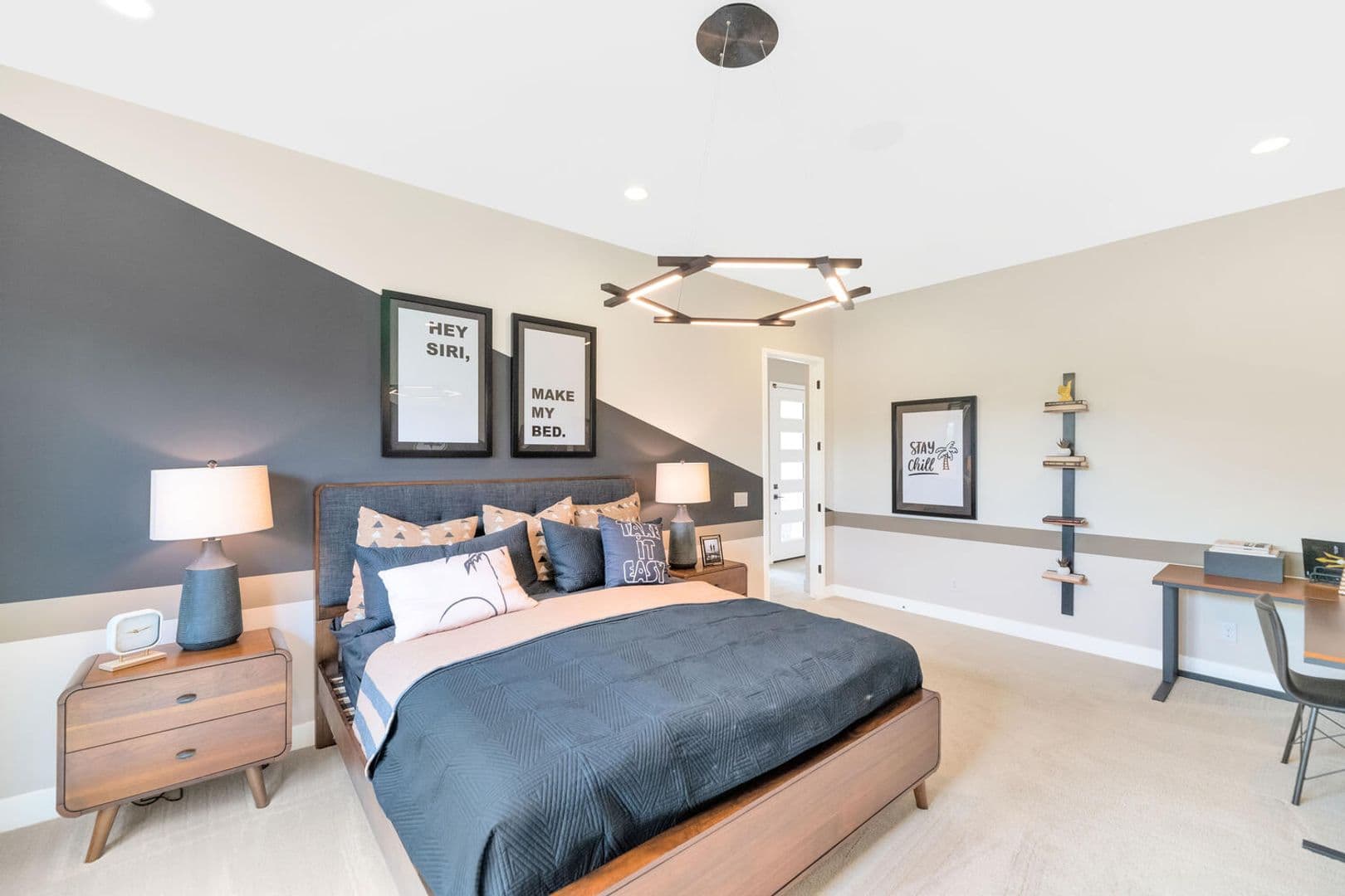 Mesa House: 10118 E Tesla Ave