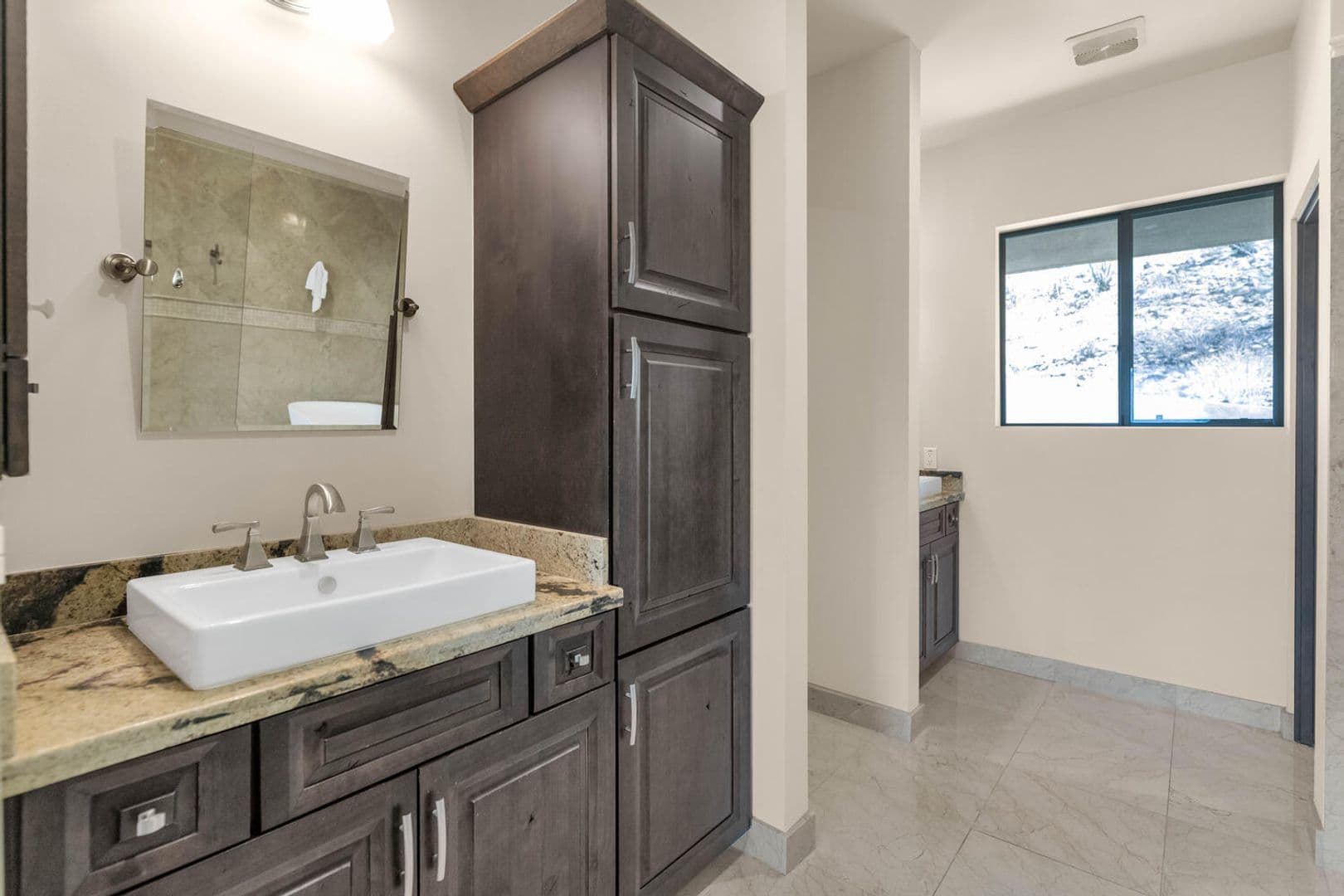 Paradise Valley House: 5800 E. Glen Dr