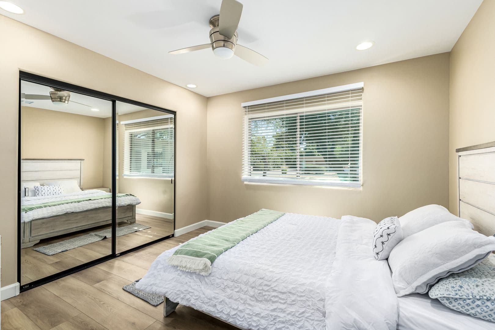 Scottsdale House: 11832 N. Oakhurst Way