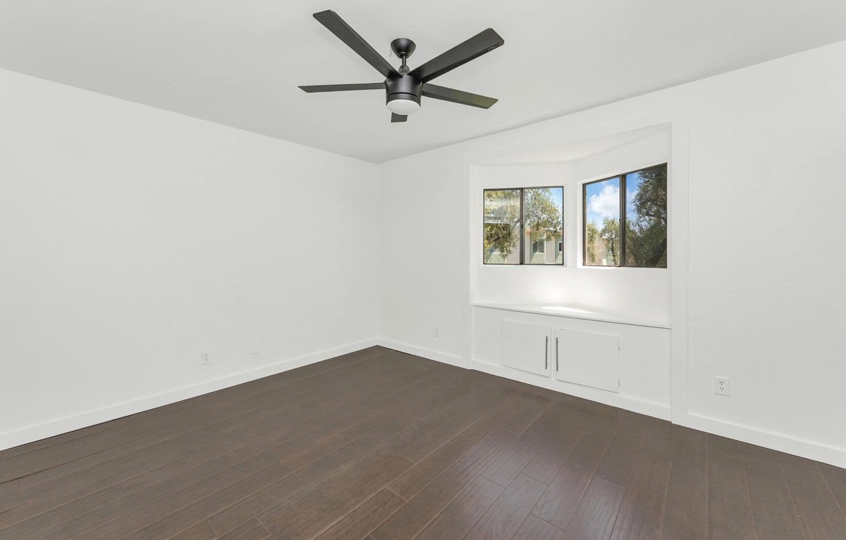 Phoenix House: 6030 N. 15th St