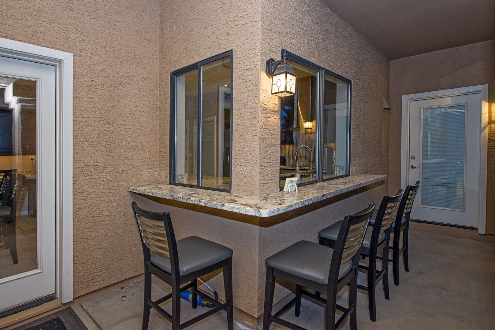 Glendale House: 4548 W  Mariposa Grande Ln