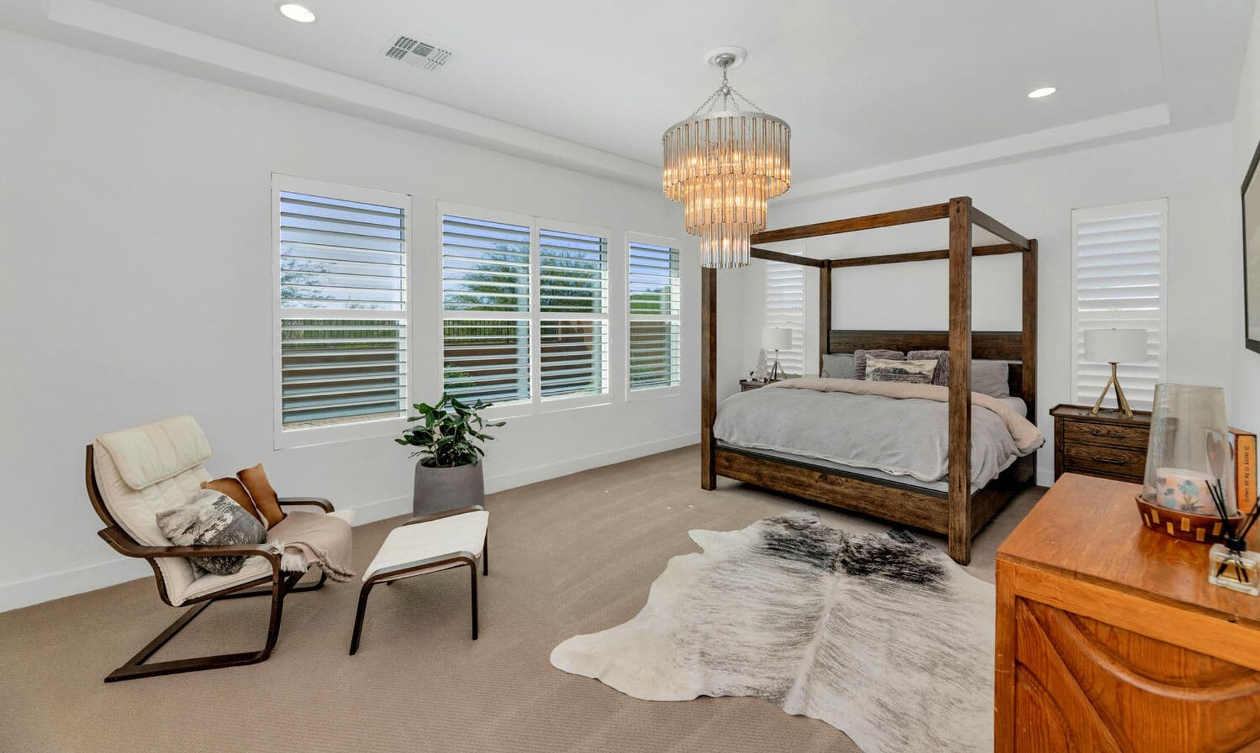 Phoenix House: 2041 E. Fallen Leaf Lane