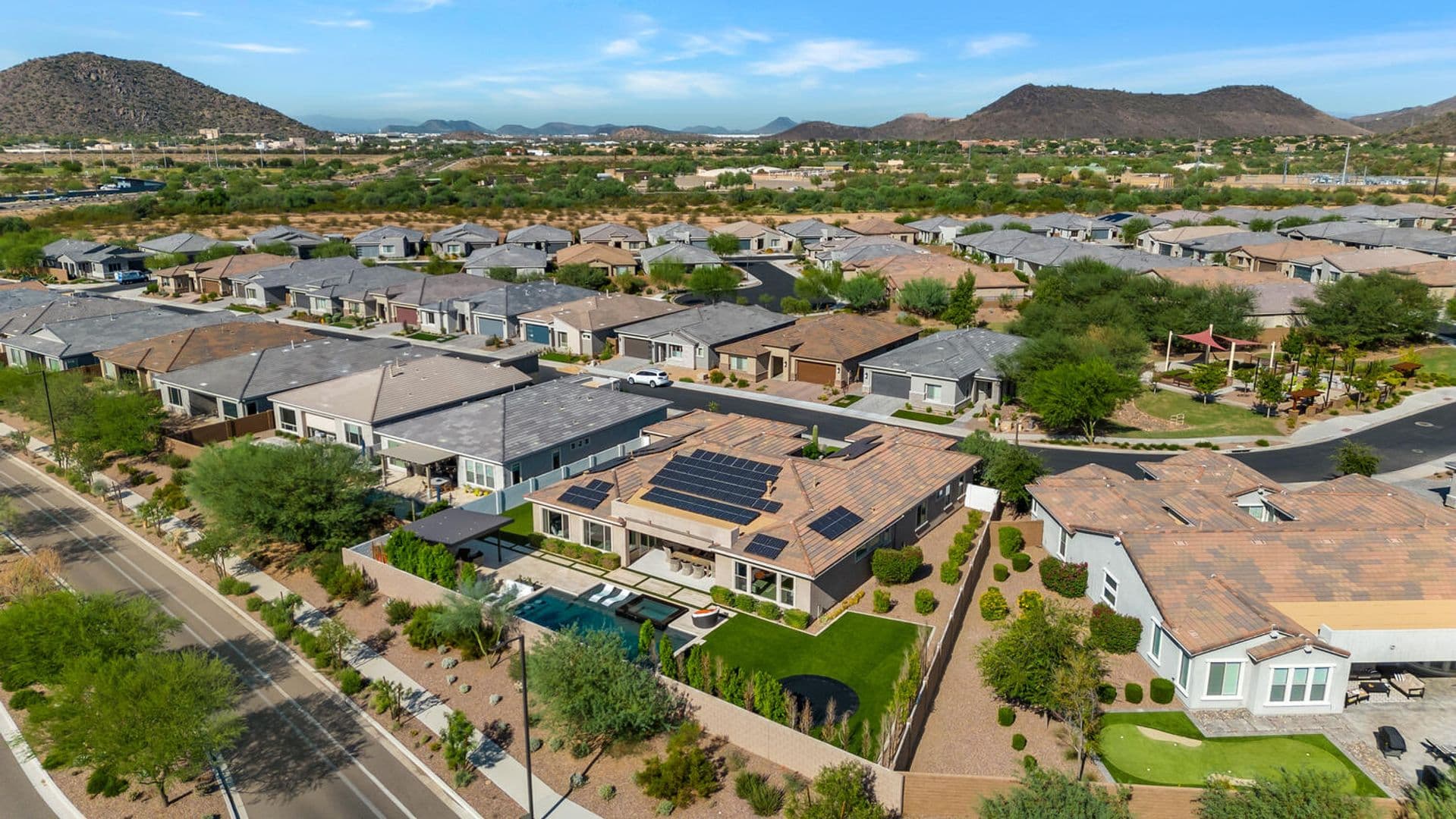 Phoenix House: 2855 E. Los Gatos