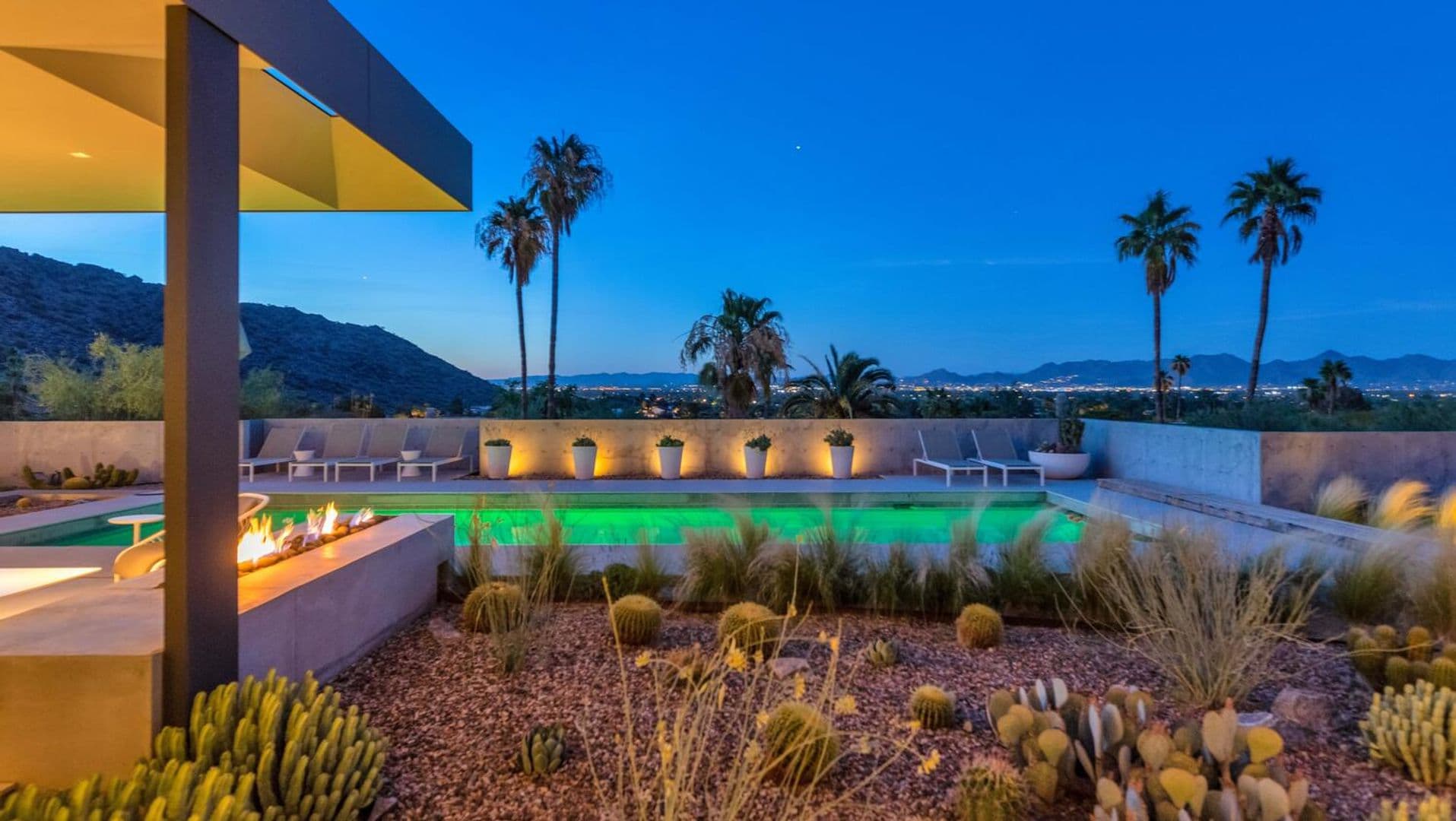 Paradise Valley House: 4446 E. Mockingbird Lane