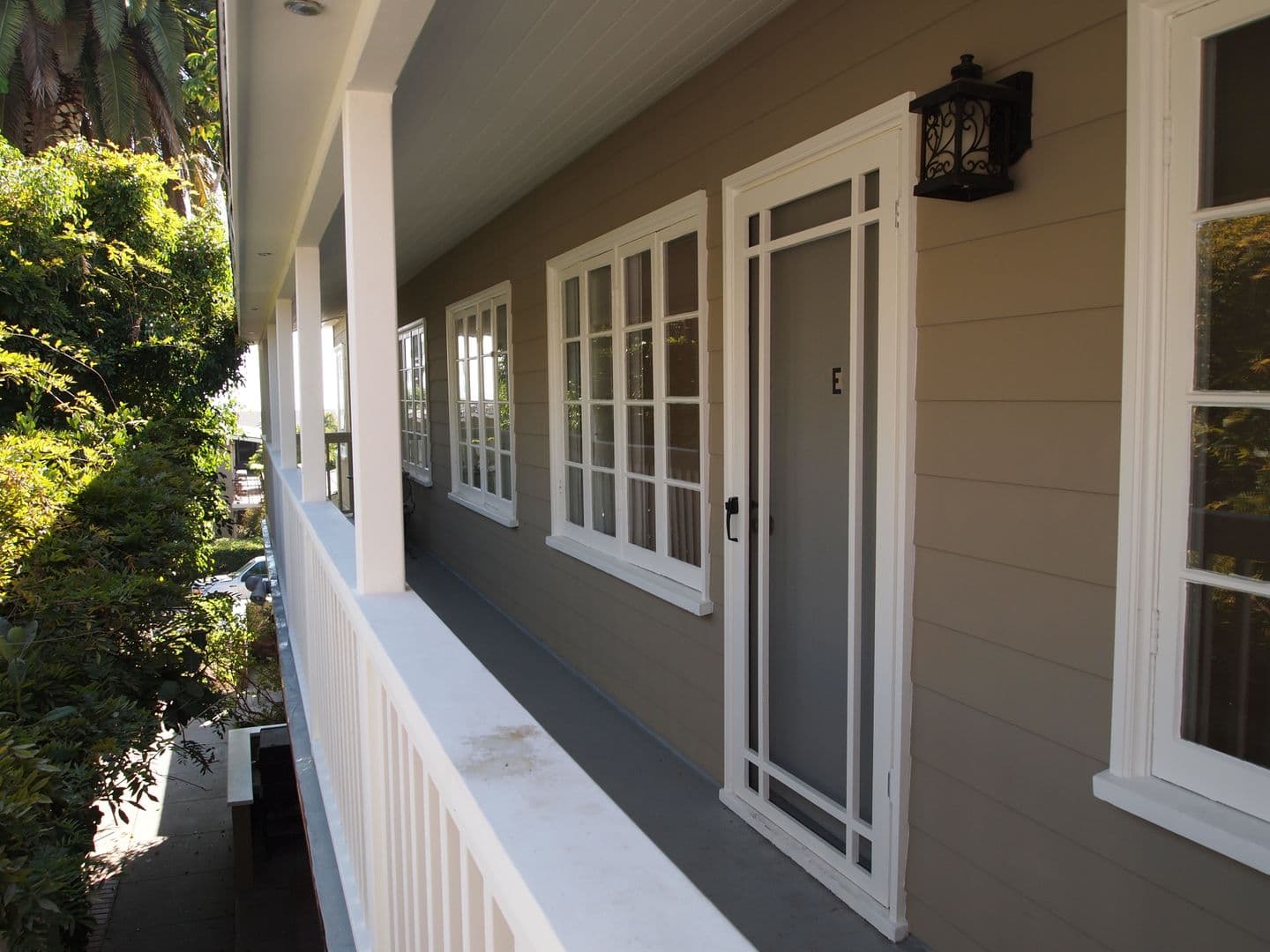 Laguna Beach Apartment: 570 Cypress Dr