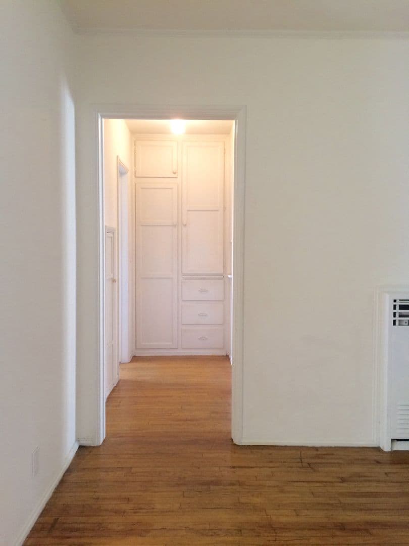 Laguna Beach Apartment: 570 Cypress Dr