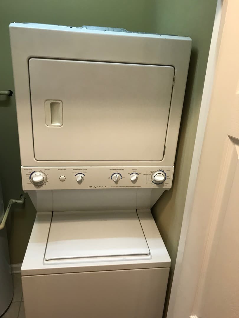Bowling Green Apartment: 1329 Scottsville Road