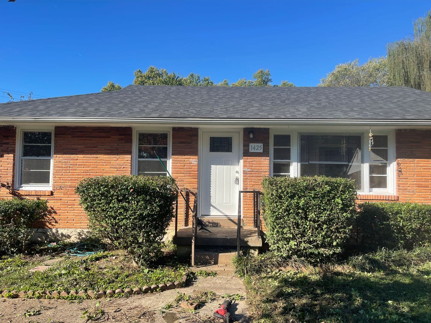 Bowling Green House: 1425 Parkhurst