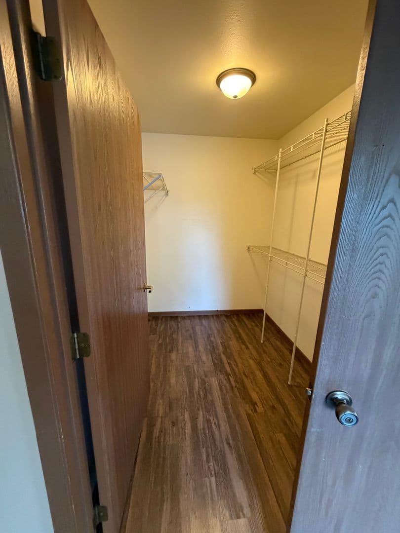 Black River Falls Apartment: 145 Rye Bluff Road