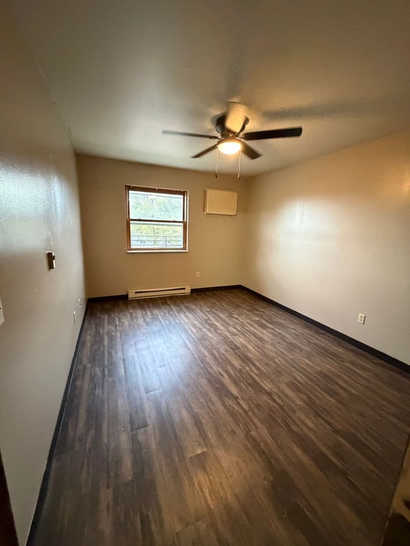 Black River Falls Apartment: 155 Rye Bluff Rd