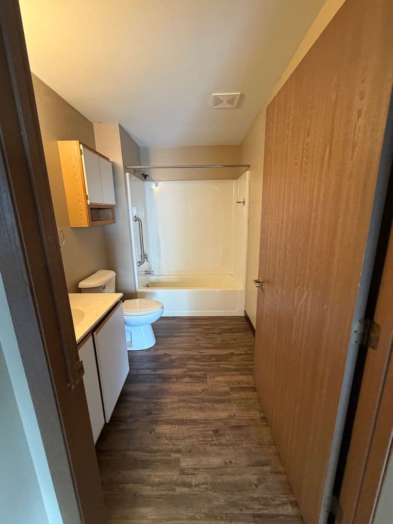 Black River Falls Apartment: 145 Rye Bluff Road