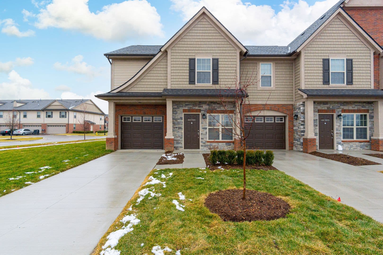 Clinton Township Apartment: 17721 Montage