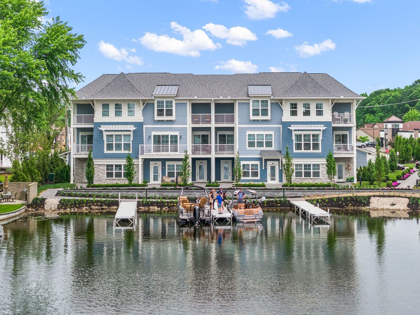 Lake Orion Apartment: 442 Mystic Cove Ln