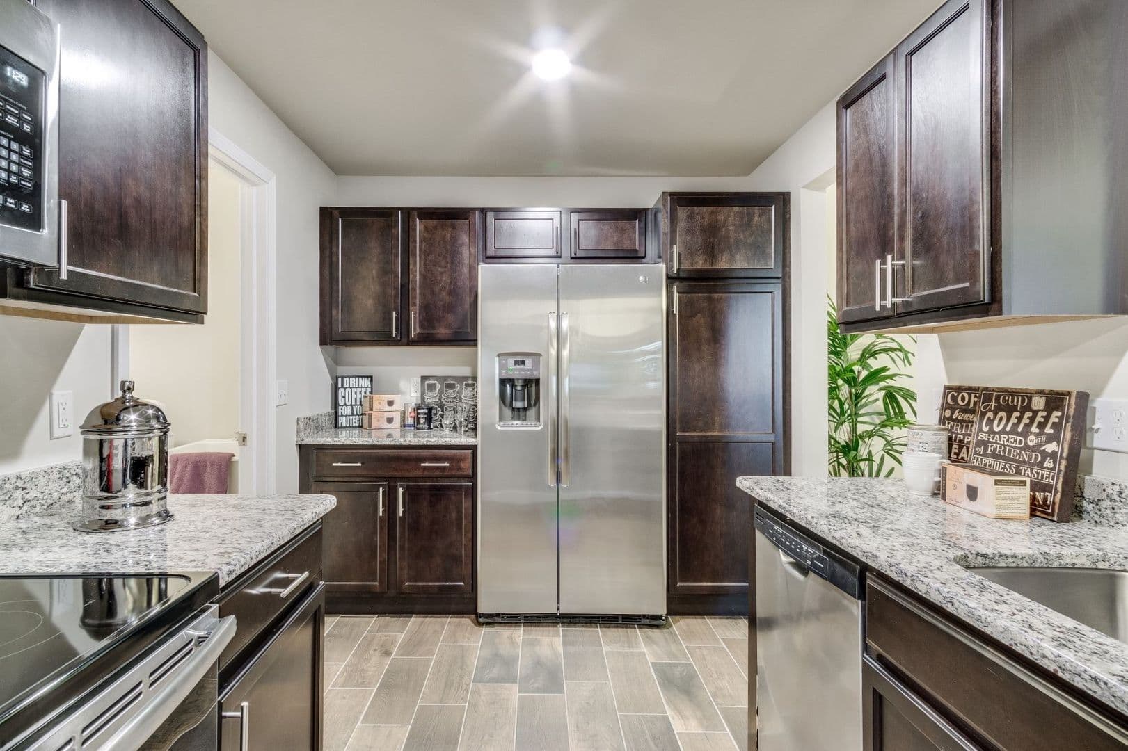 Auburn Hills Apartment: 124 Optimist Court