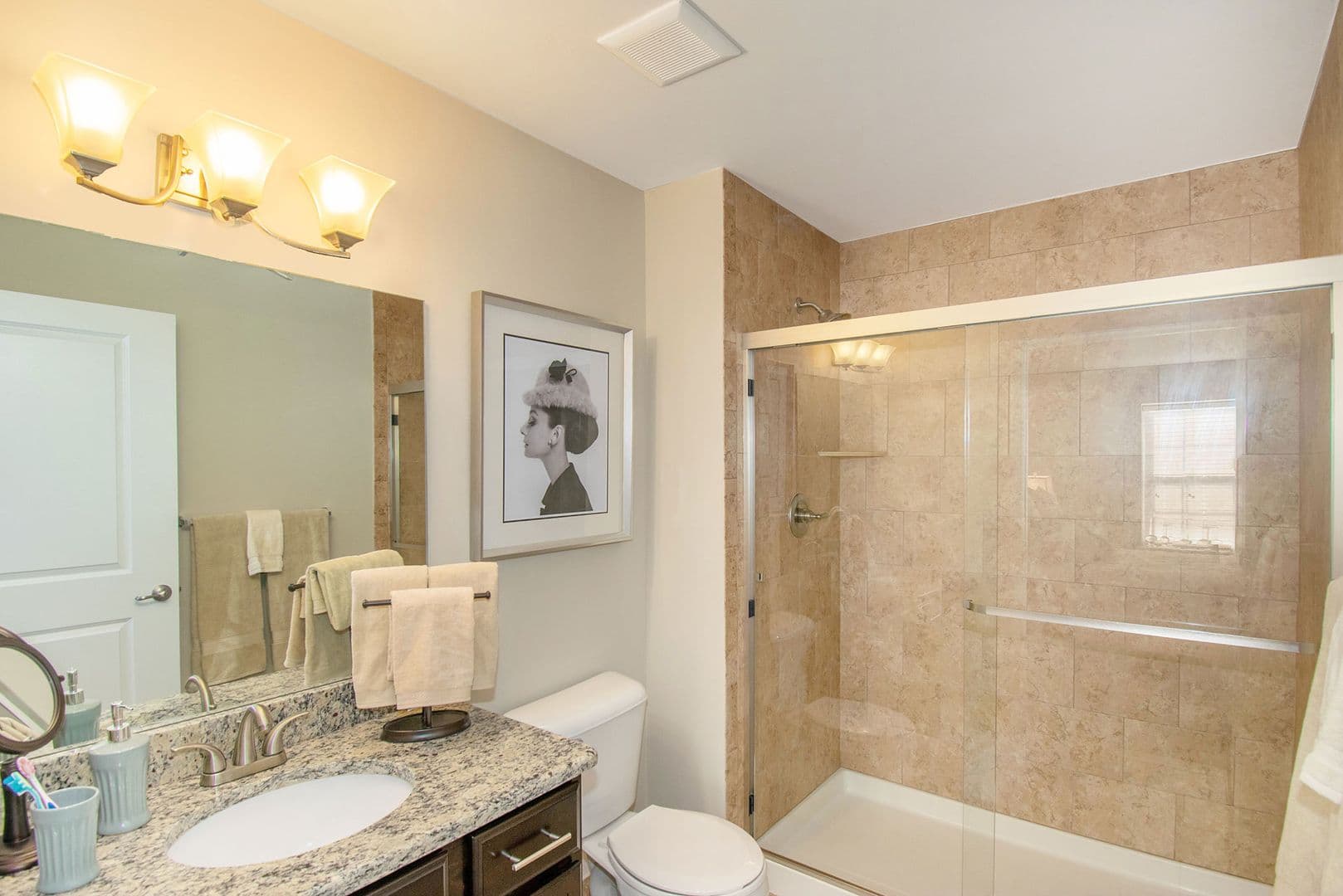 Clinton Township Apartment: 17721 Montage