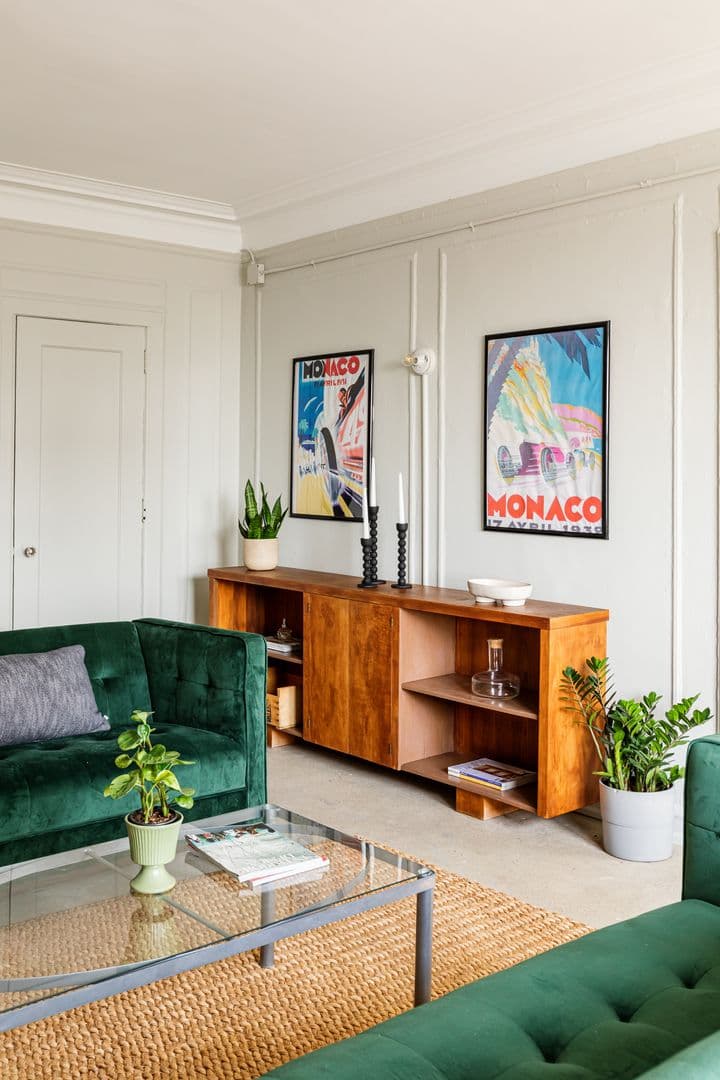 Detroit Apartment: 5440 Cass Ave