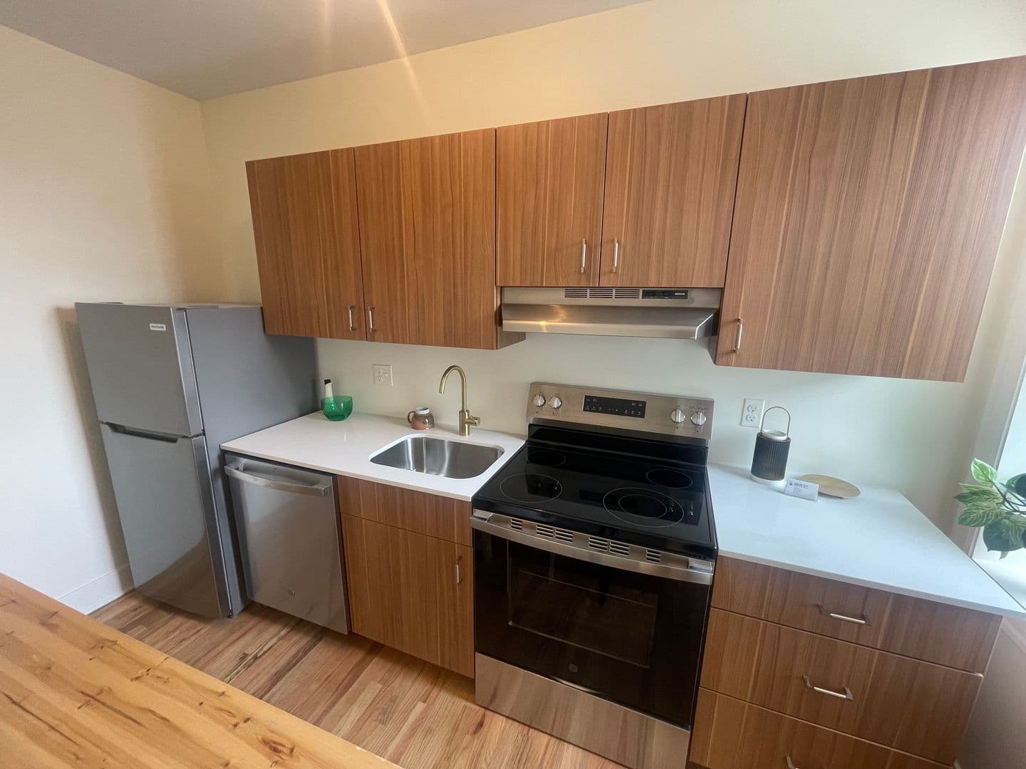 Detroit Apartment: 6465 Sterling St