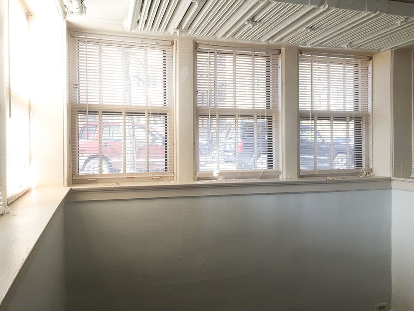 Detroit Apartment: 127 Seward Ave