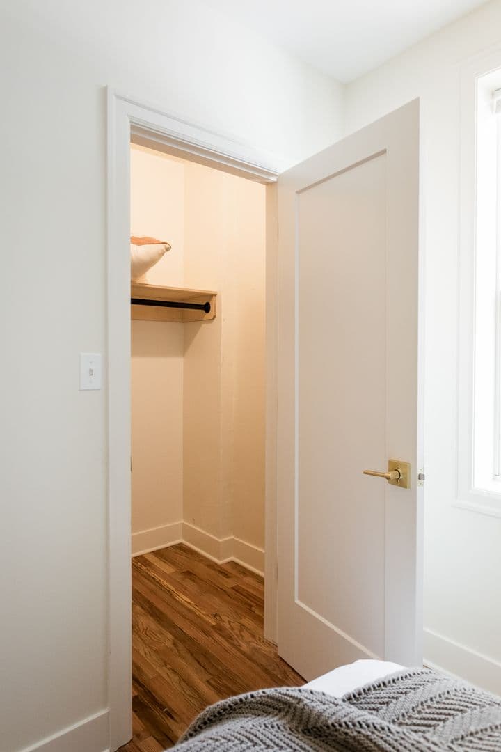 Detroit Apartment: 6465 Sterling St