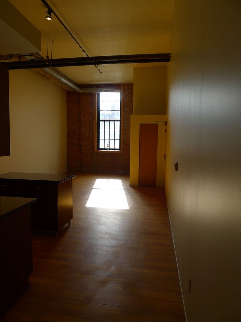 Detroit Apartment: 6200 Second Ave