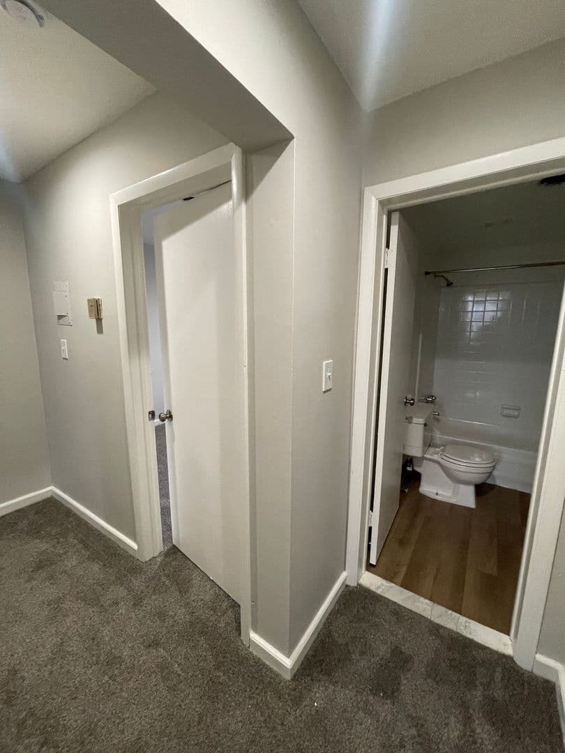 Detroit Apartment: 1400 Seward Street